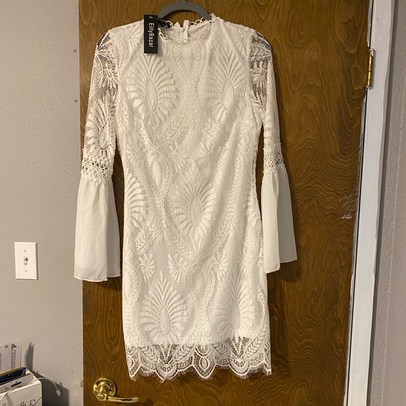 NWT Bridal shower dress: Bell sleeve white dress - Picture 6 of 6